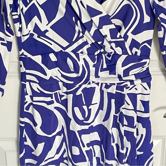 J. McLaughlin Catalina stretch faux wrap Dress 29457 - Picture 4 of 13